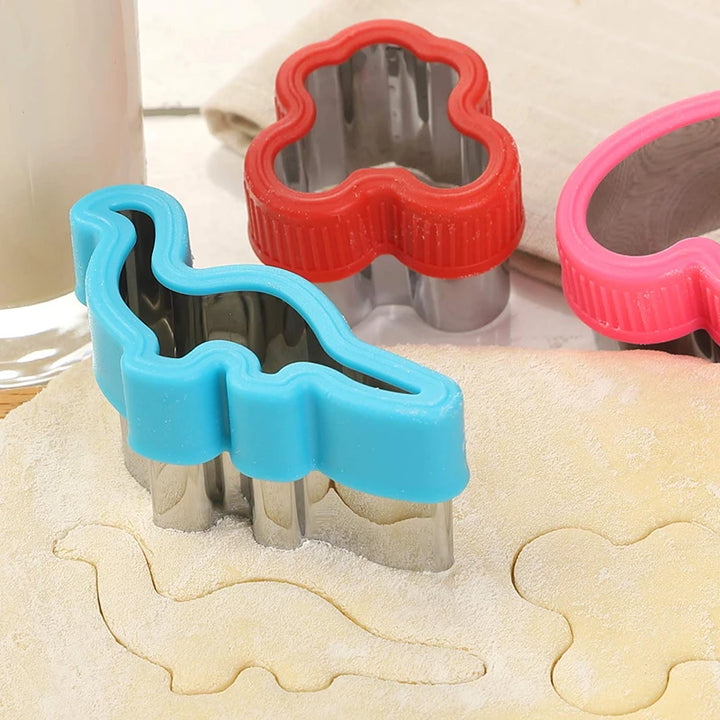 Sandwich Cutters Set for Children Food Cookie Bread Mold Maker Fruit and Vegetable Shapes Cutting Mould Baking Tools for Kids